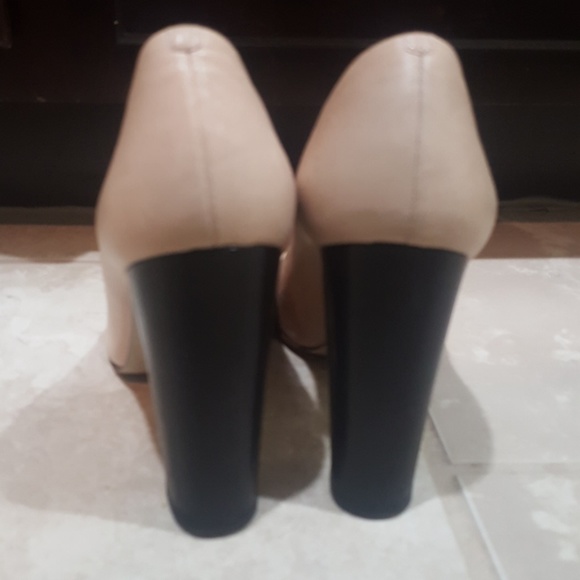 J CREW Nude/Black Spectator Heels - Size 6 1/2 - Picture 4 of 5